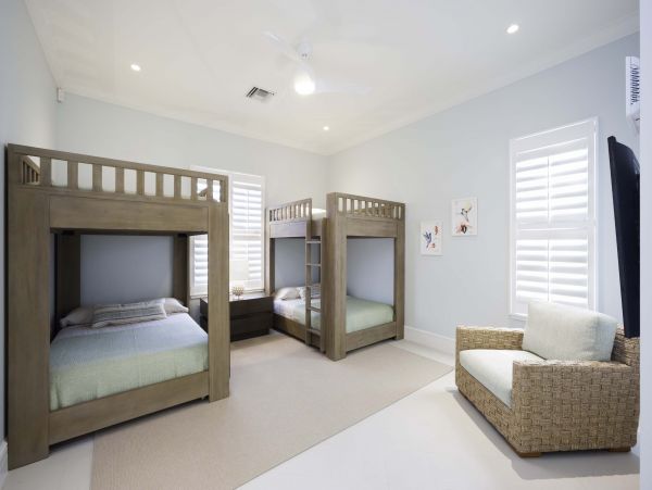 Cayman Islands Home 971910