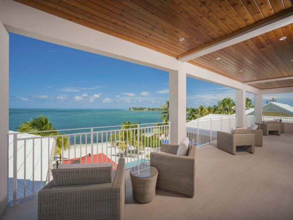 Cayman Islands Home 971910
