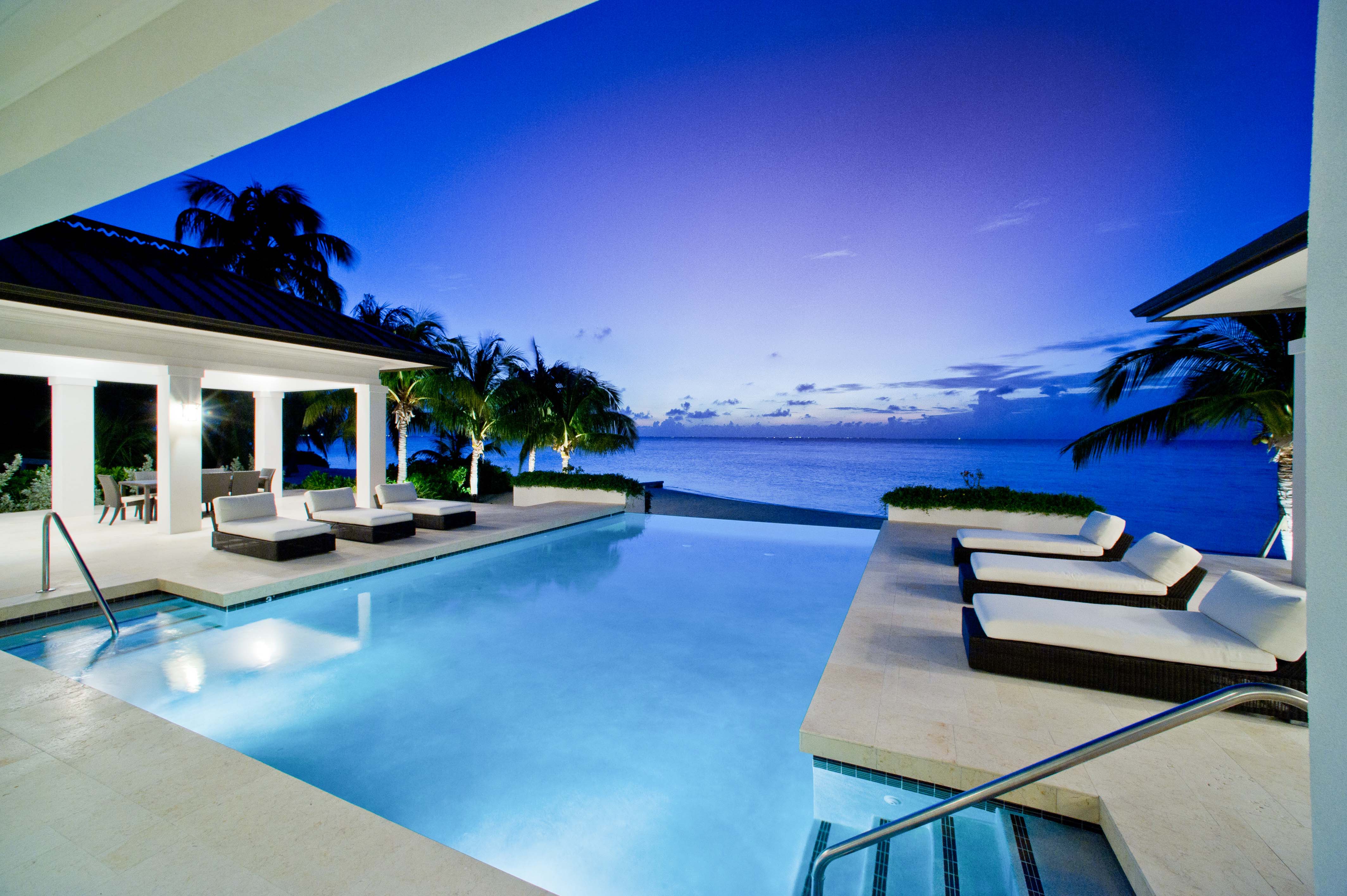 Cayman Islands Home 971911