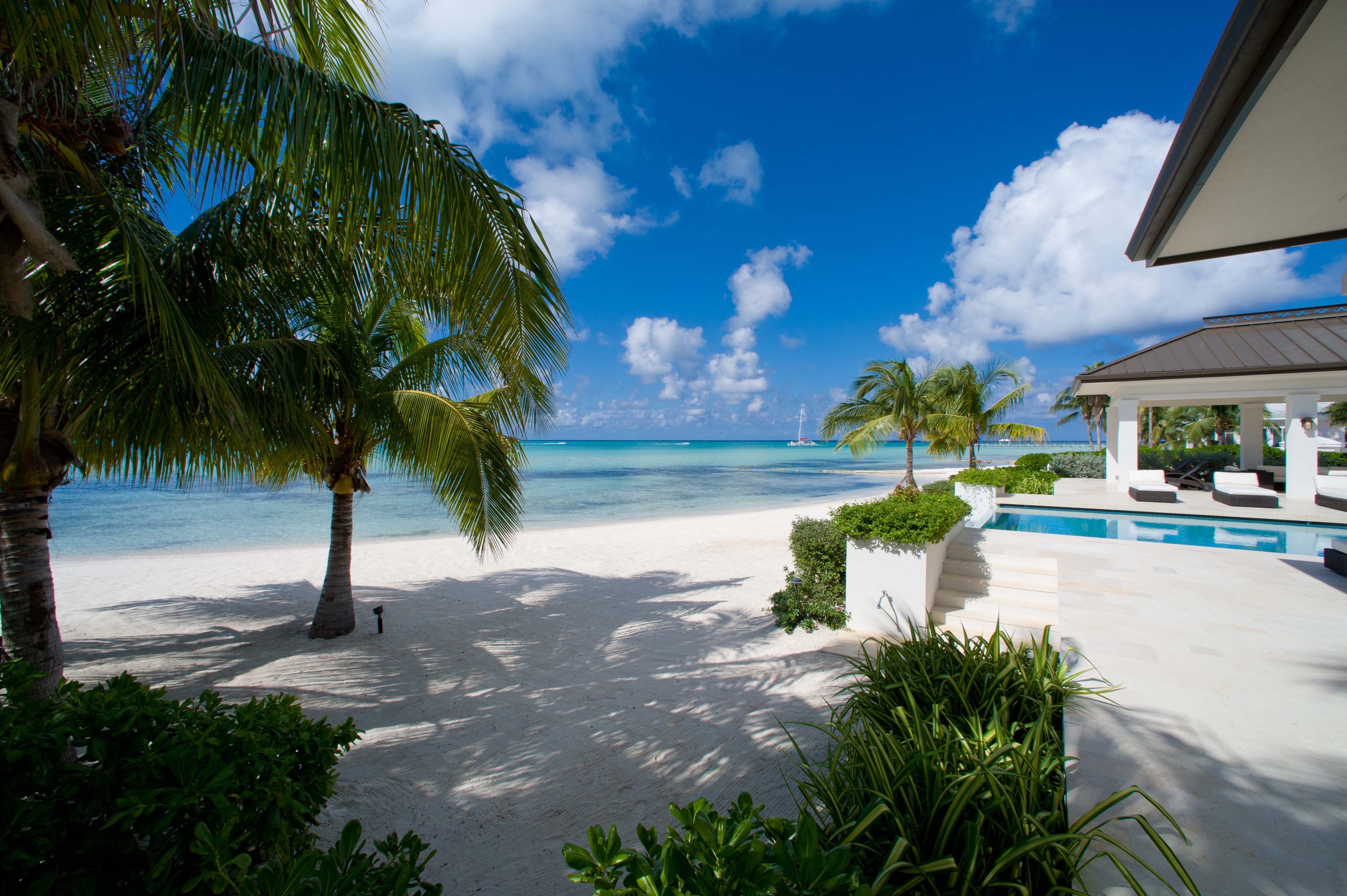 Cayman Islands Home 971911
