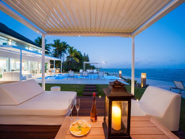 Cayman Islands Home 971912
