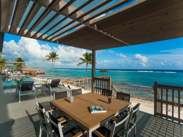 Cayman Islands Home 971914