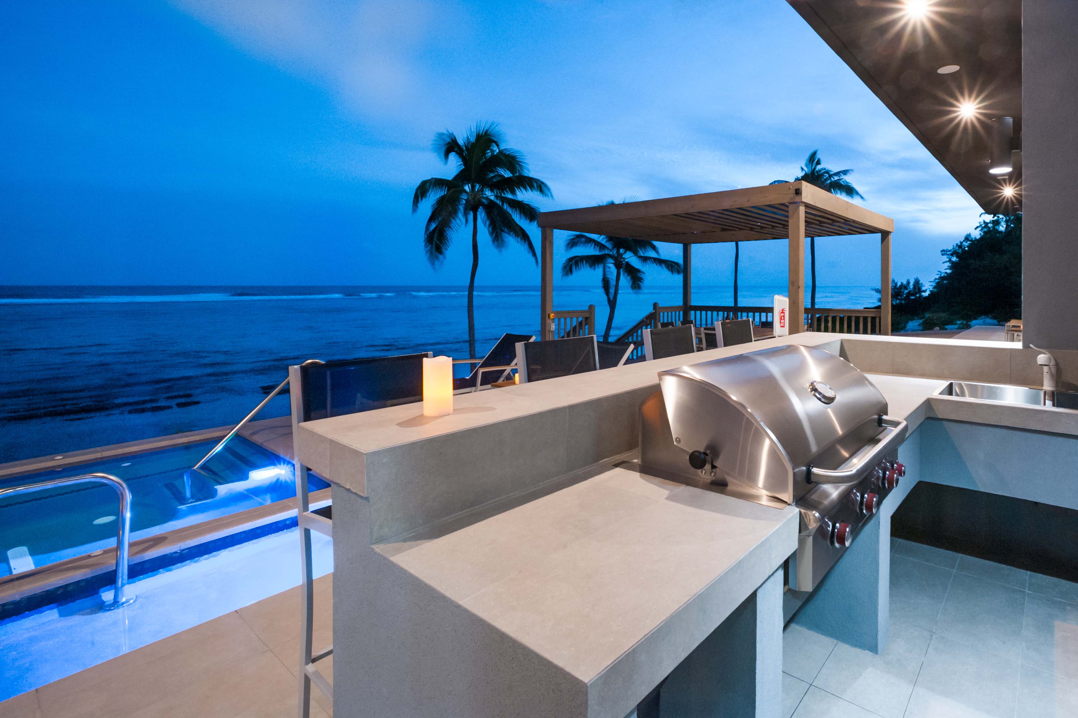 Cayman Islands Home 971914