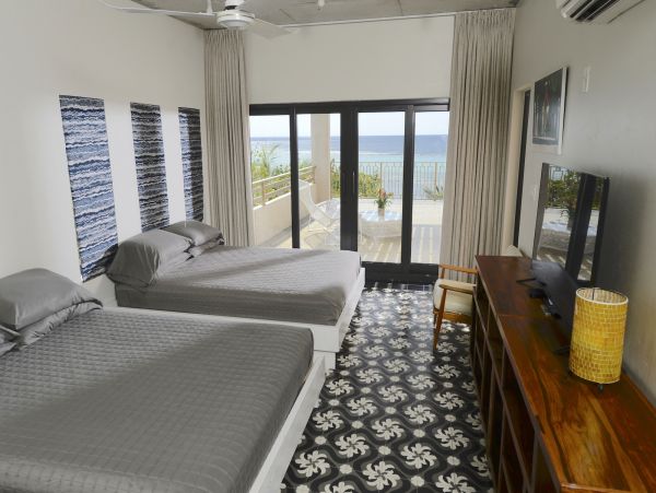 Cayman Islands Home 971916