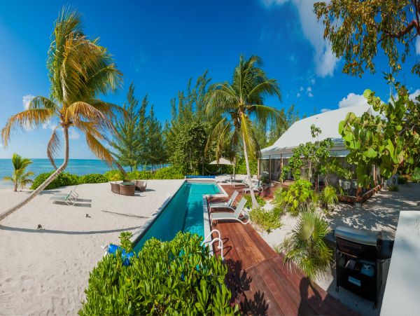 Cayman Islands Home 971920