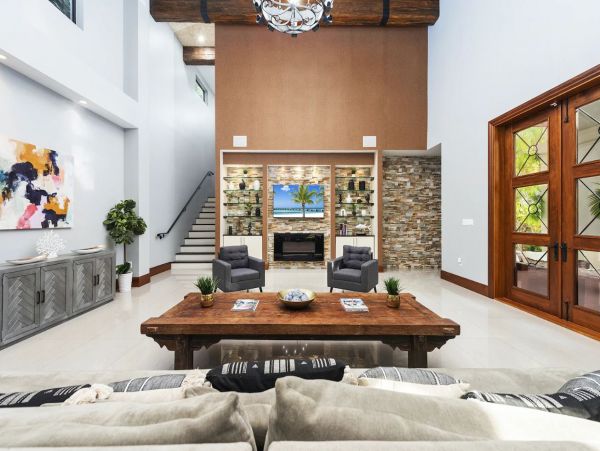 Fort Lauderdale Luxury Vacation Villa with Pool Sleeps 12