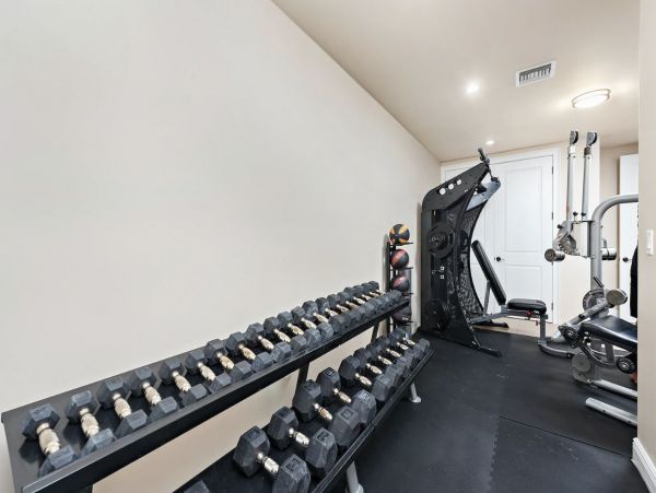 Fort Lauderdale Luxury Vacation Villa with Pool Sleeps 12