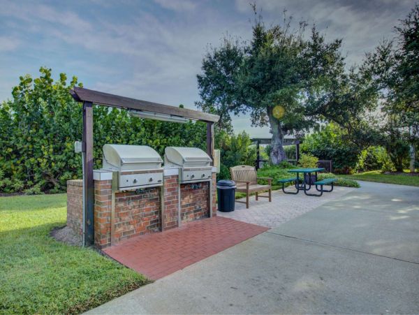 Siesta Key Vacation Condo Sleeps 6 Guests