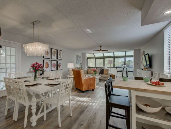 Siesta Key Vacation Condo Sleeps 6 Guests