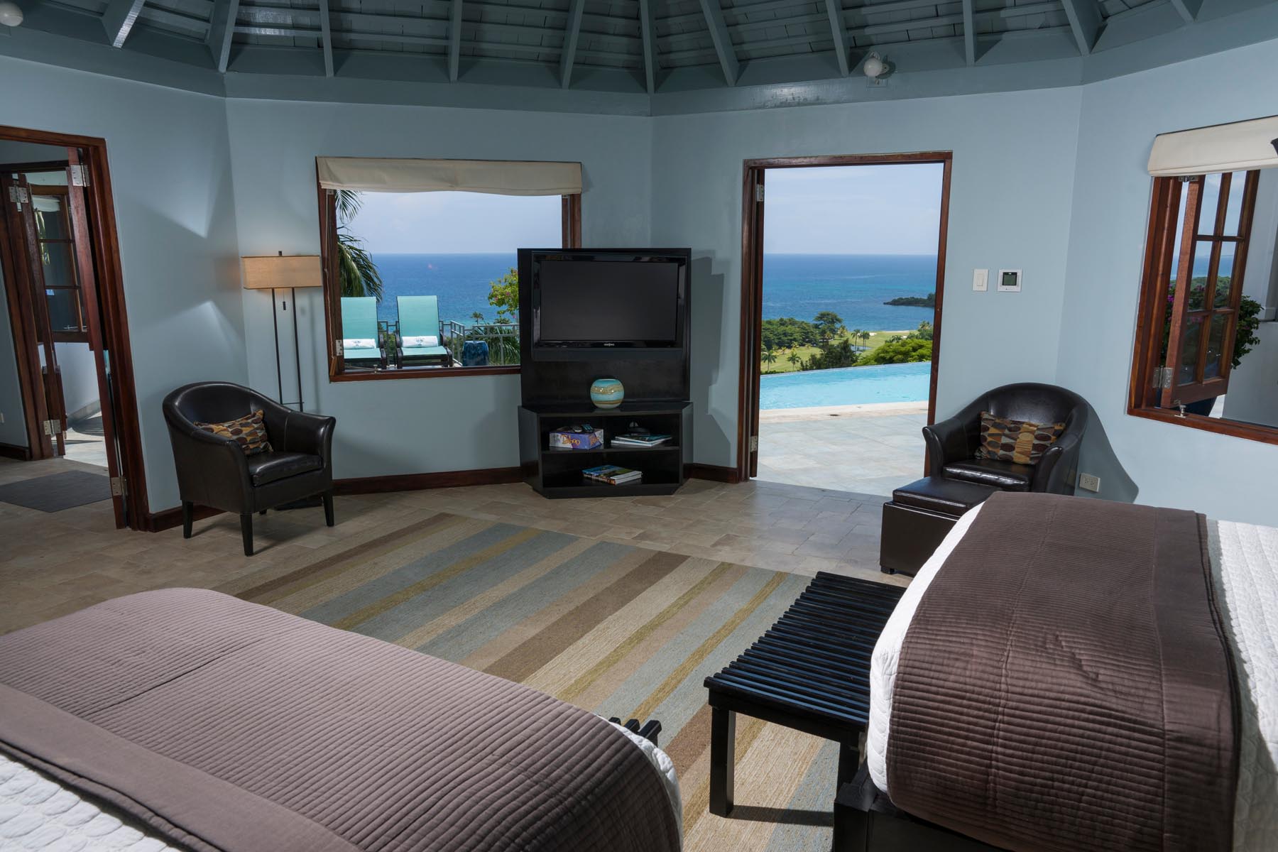 Jamaica Home 972031