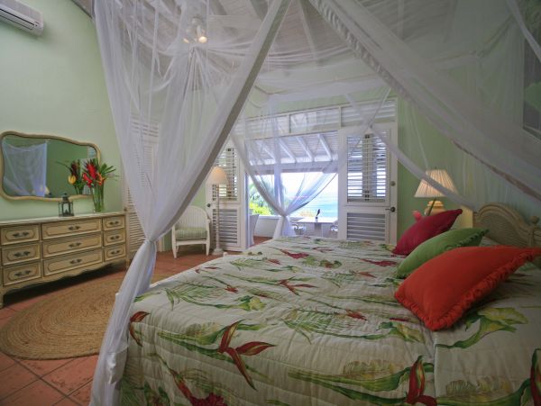 St. Lucia Home 972045