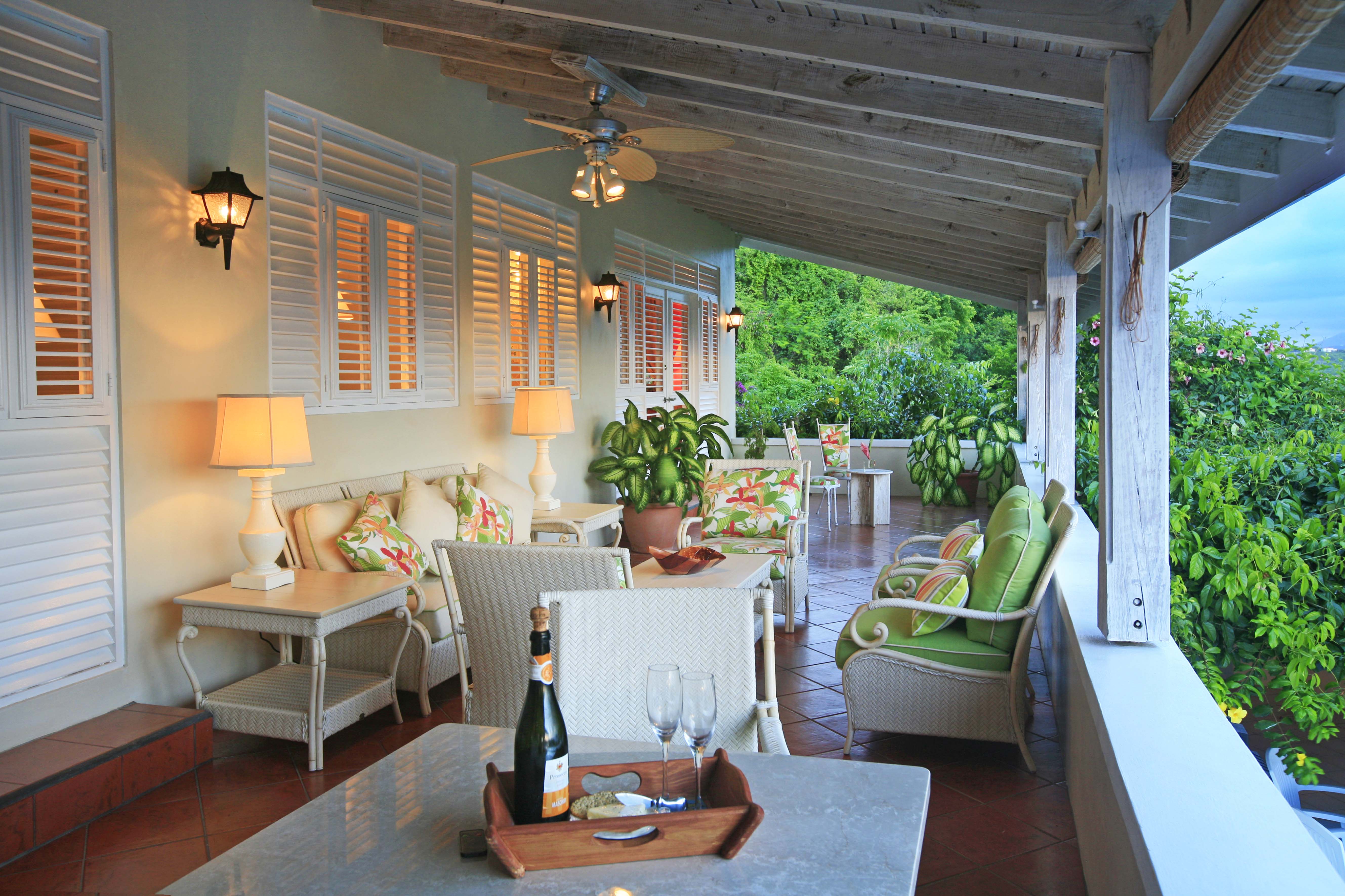 St. Lucia Home 972045