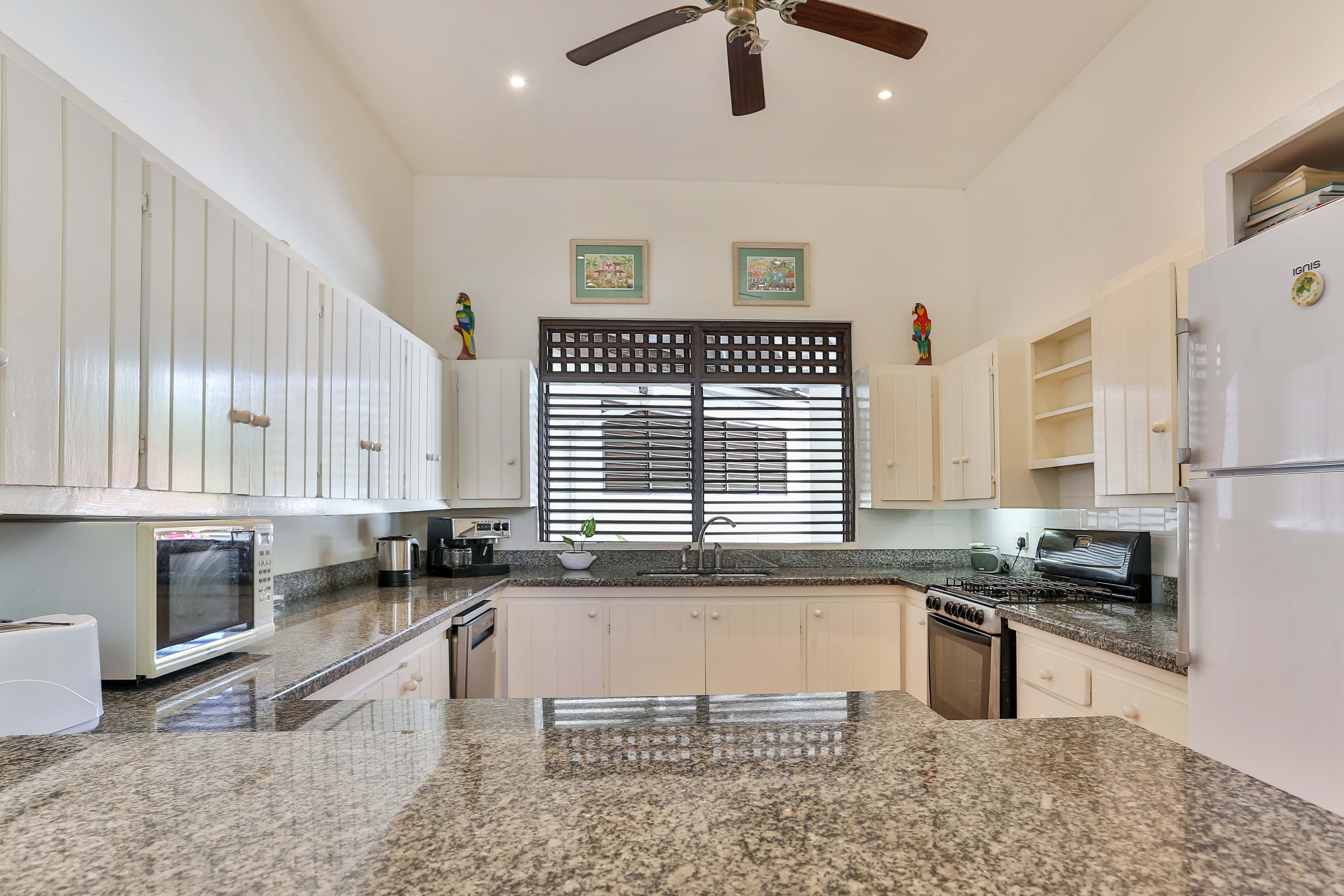 St. Lucia Home 972046