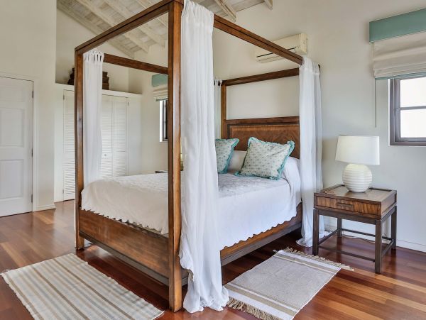 St. Lucia Home 972046