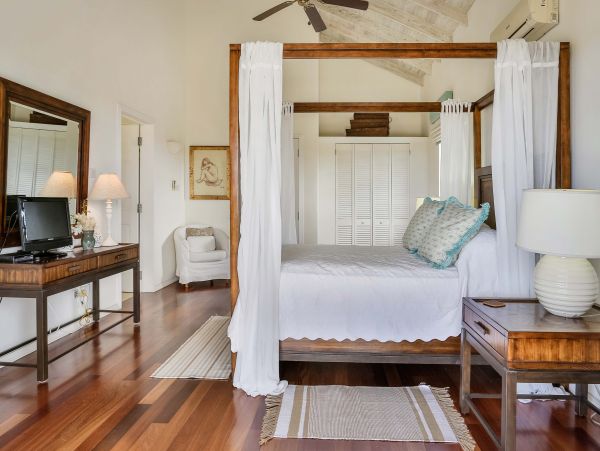 St. Lucia Home 972046