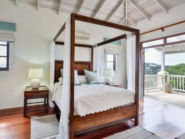 St. Lucia Home 972046