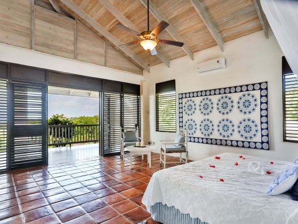 St. Lucia Home 972046