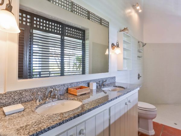 St. Lucia Home 972046