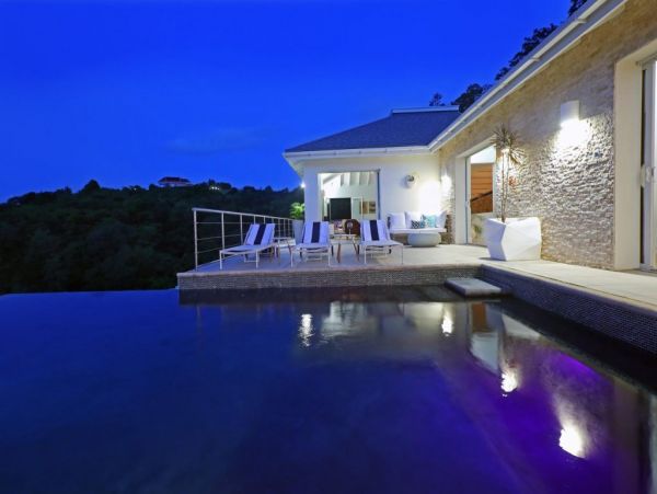 St. Lucia Home 972053