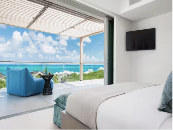 Stunning Turks & Caicos Luxury Beach Villa