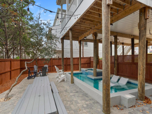Rosemary Beach. Vacation Rental Pool Home Sleeps 12