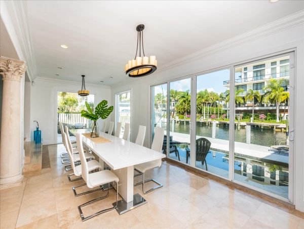 Fort Lauderdale Vacation Rental Home  Private Pool & Hot Tub