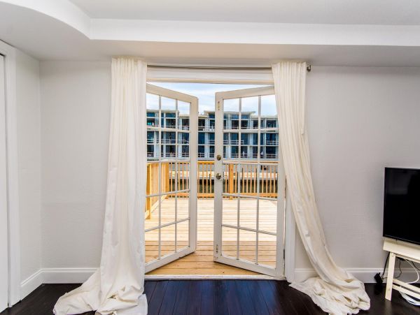 Fort Lauderdale Vacation Rental Home  Private Pool & Hot Tub