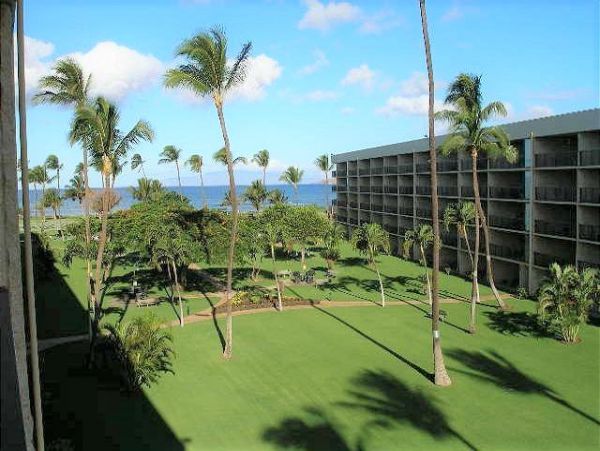 Kihei 2 Bedroom 2 Bath Vacation Condo Partial Ocean Views
