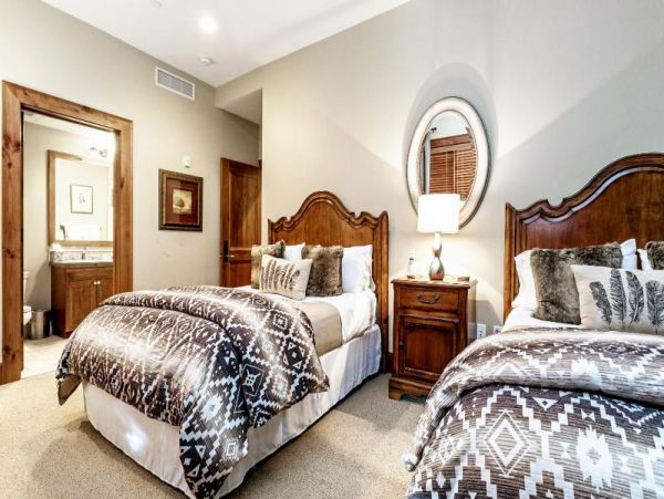 Beaver Creek Four Bedroom Plus Den Ski Vacation Rental