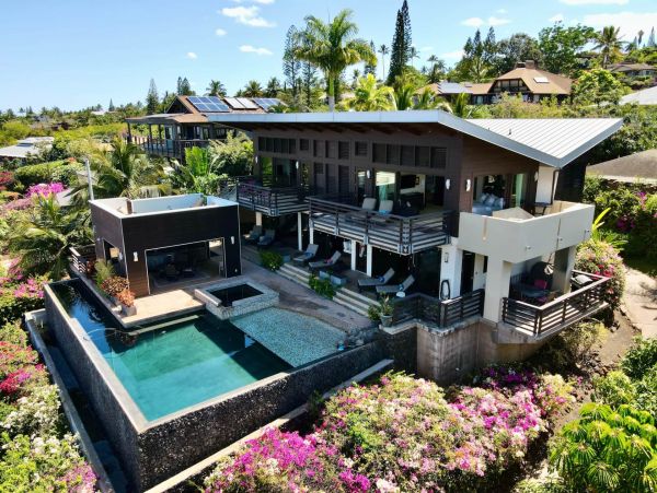 Perfect 4 Bedroom Vacation Home with Amazing Views