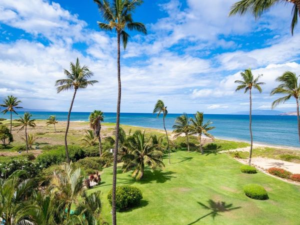 Great Value Maui Vacation Condo Beachfront