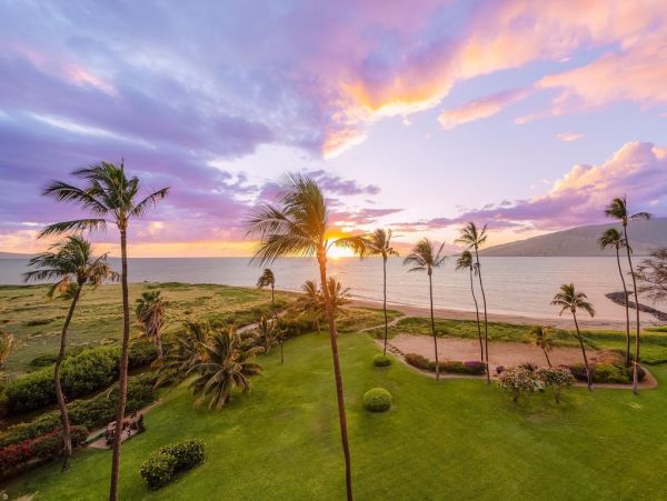 Great Value Maui Vacation Condo Beachfront