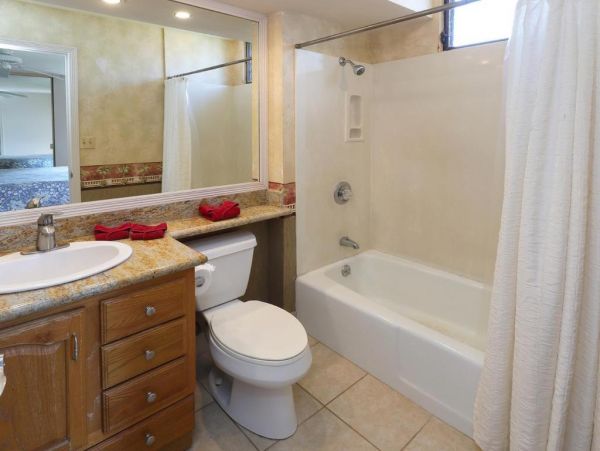 Great Value Maui Vacation Condo Beachfront