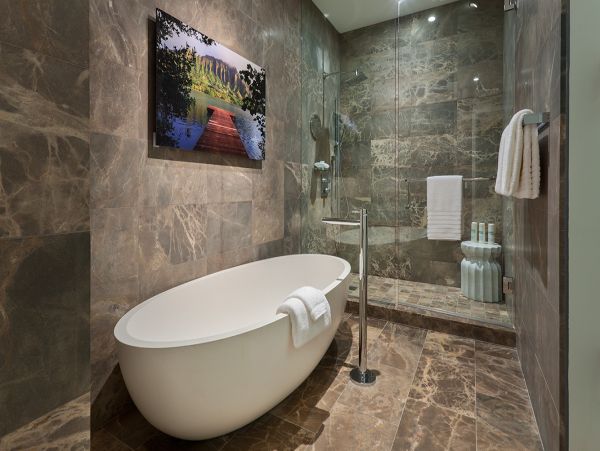 Wailea 3 Bedroom Condo with Partial Ocean Views Sleeps 8