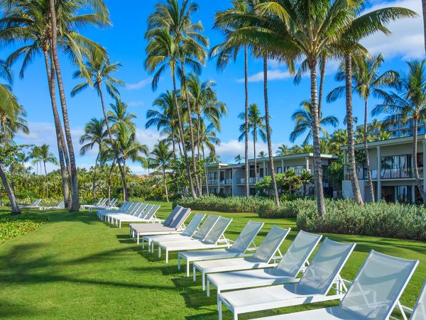 Wailea 3 Bedroom Condo with Partial Ocean Views Sleeps 8