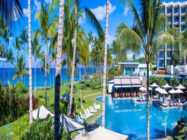 Wailea 3 Bedroom Condo with Partial Ocean Views Sleeps 8