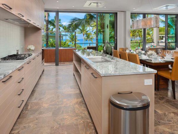Wailea 3 Bedroom Condo with Partial Ocean Views Sleeps 8