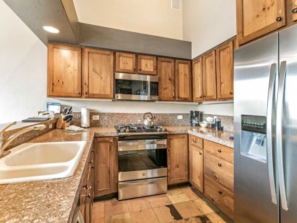 Cozy Vacation Rental 3 Bedrooms in Vail