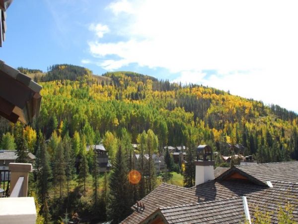 Cozy Vacation Rental 3 Bedrooms in Vail