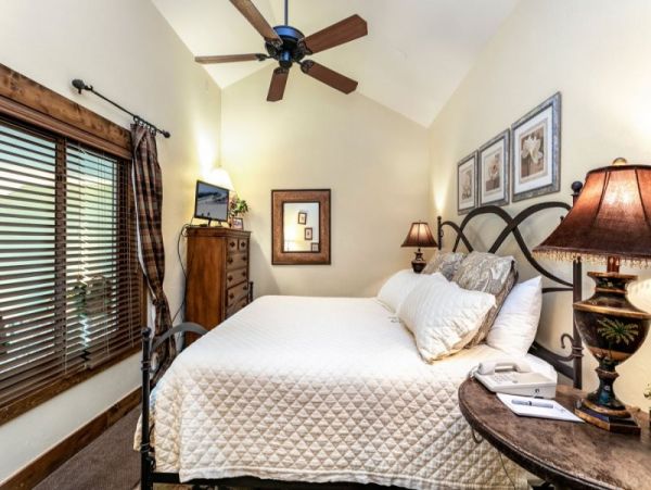 Charming Vail 3 Bedroom Vacation Rental