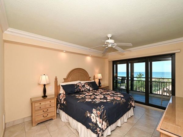 Charming Siesta Key Vacation Condo 3 Bedrooms On Beach Sleeps 6