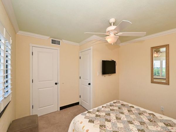 Charming Siesta Key Vacation Condo 3 Bedrooms On Beach Sleeps 6