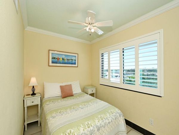 Charming Siesta Key Vacation Condo 3 Bedrooms On Beach Sleeps 6