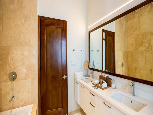 Turks And Caicos Home 973045