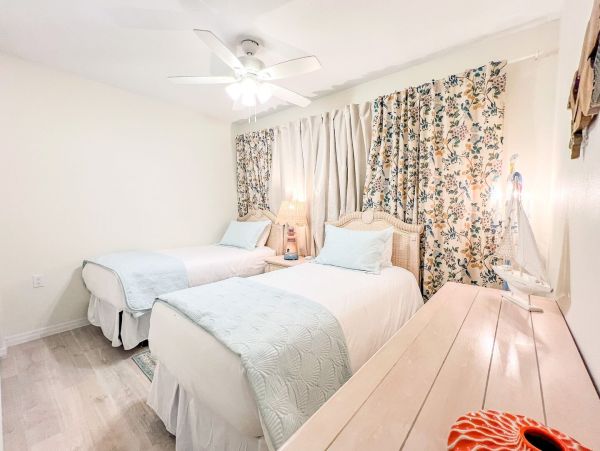 Siesta Key Beachfront Rentals  Vacation Condo with Gulf Views