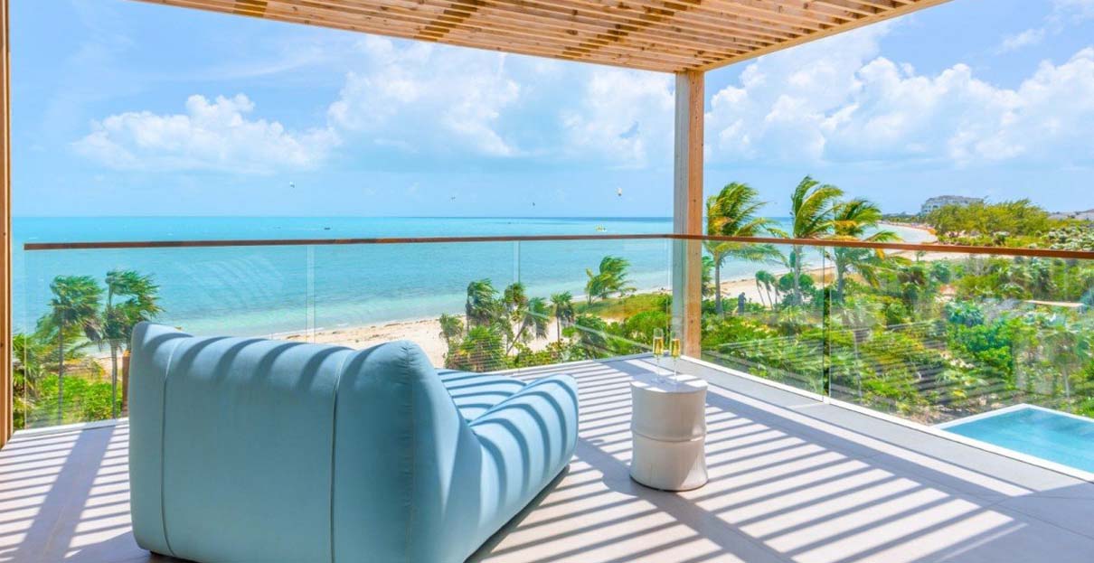 Oceanfront Turks and Caicos Vacation Home Five Bedroom