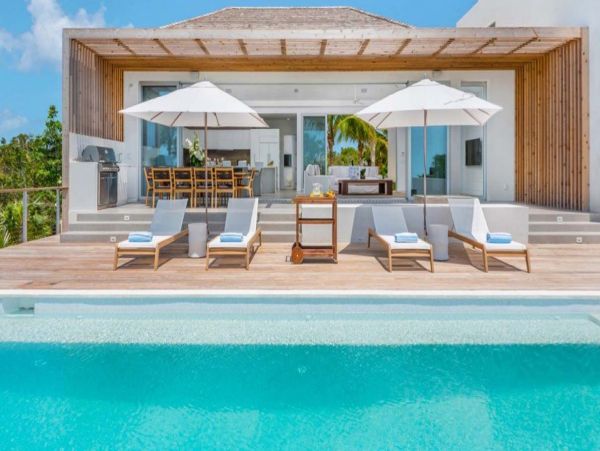 Oceanfront Turks and Caicos Vacation Home Five Bedroom