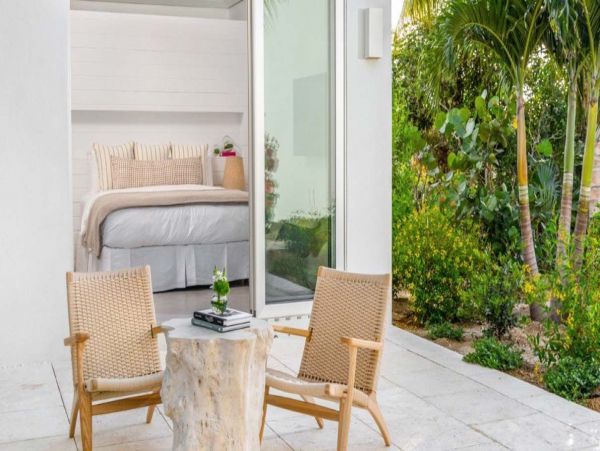 Oceanfront Turks and Caicos Vacation Home Five Bedroom