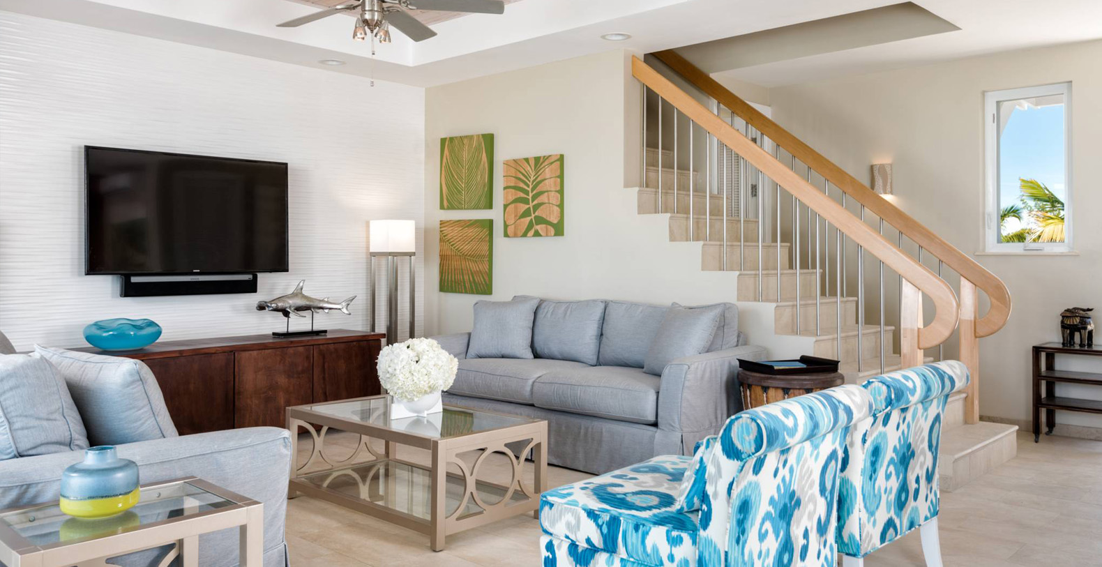 Five Bedroom Beachfront Vacation Home in Turks anc Caicos