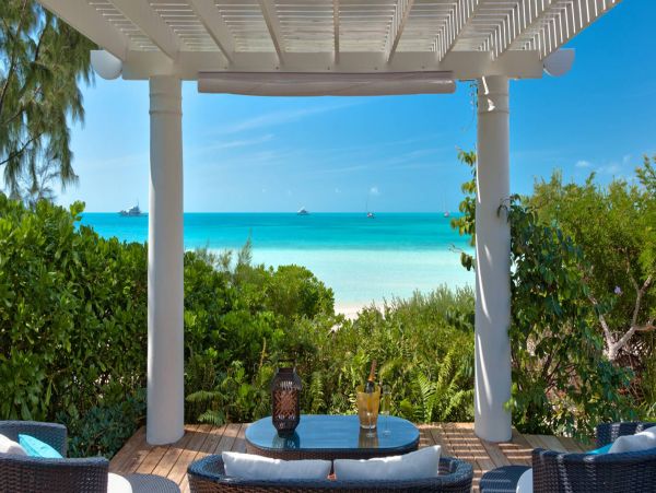 Five Bedroom Beachfront Vacation Home in Turks anc Caicos